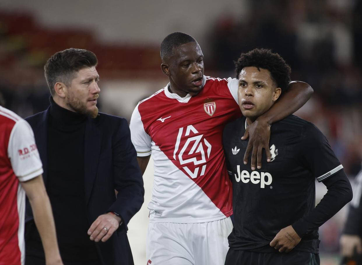 实时娱乐资讯-尤文图斯遭遇惨败，遗憾出局欧冠赛场！(尤文图斯遭遇惨败,遗憾出局欧冠赛场视频)